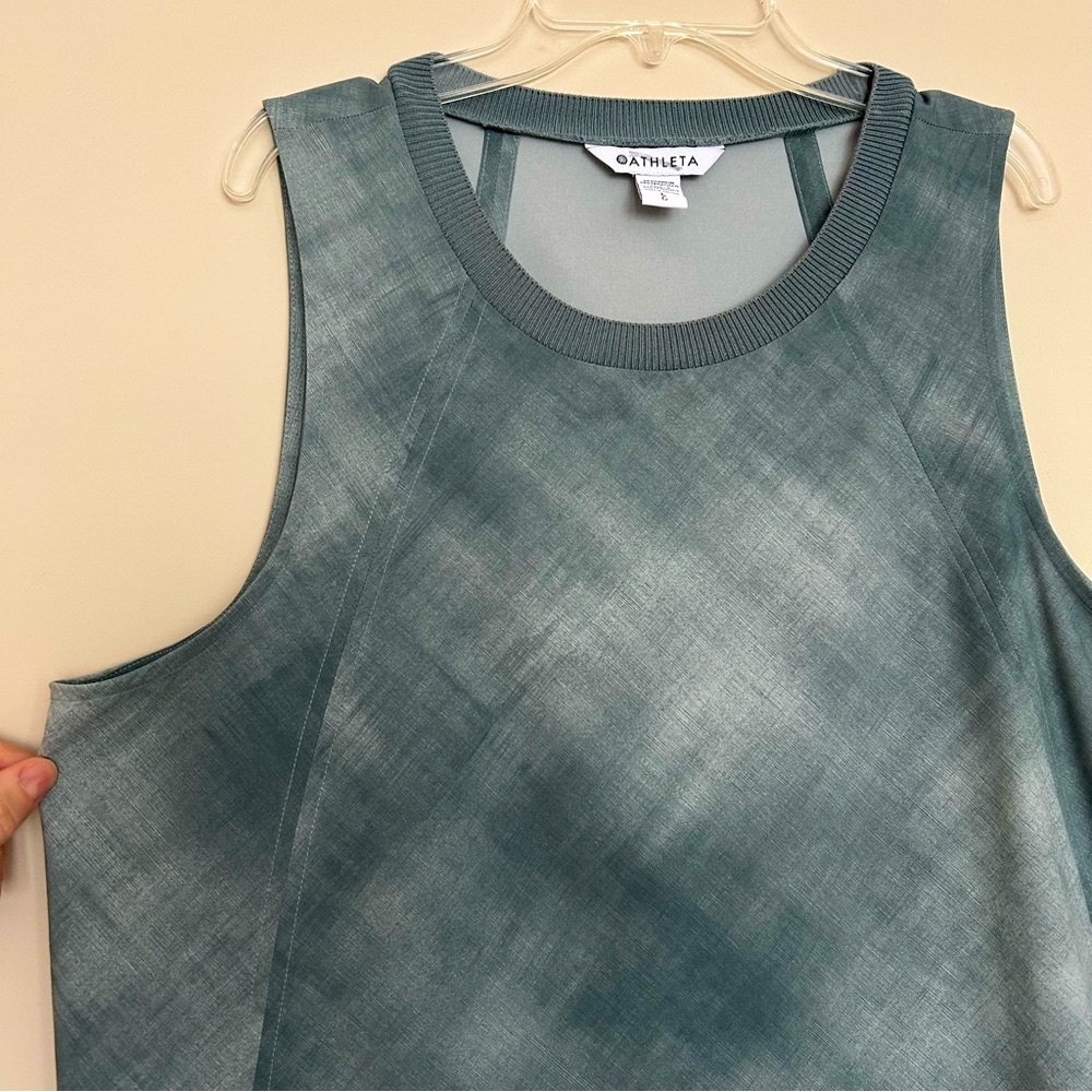 Athleta Women’s Blue-Green Sleeveless Top with Plaid Pattern - Picture 3 of 9
